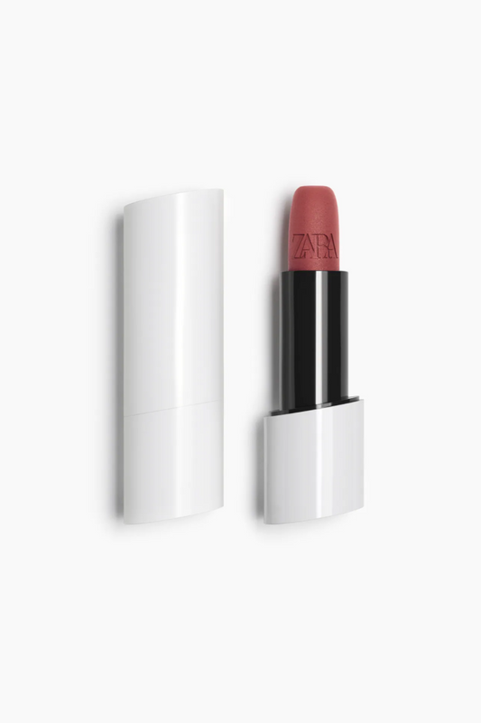 ULTIMATTE MATTE LIPSTICK DECEMBER